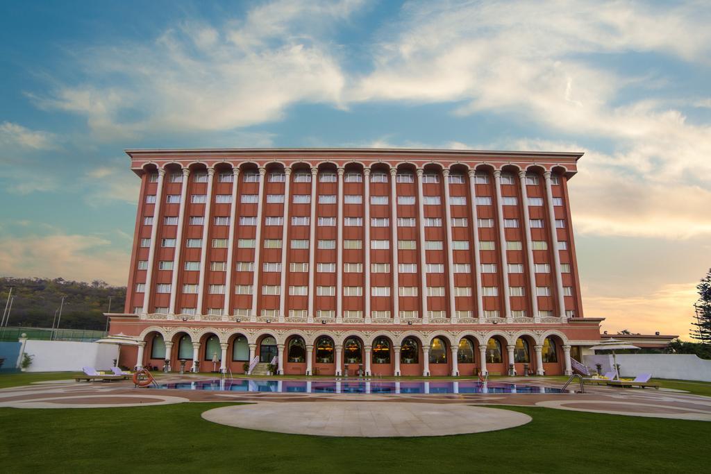 Ramoji Film City- Sitara Luxury Hotel Pedda Ambarpet Zewnętrze zdjęcie